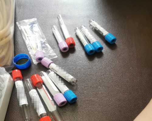 香港验血要通过中介吗,香港哪个医生查男女好_验血查性别需要多少钱