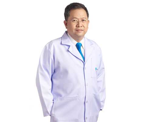 胎儿8周香港验血,做美国第三代试管婴儿，选择鲜胚移植还是冻胚移植？