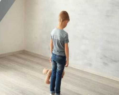 昆山市古玩鉴定评估责任公司_办公间隙做套颈部操