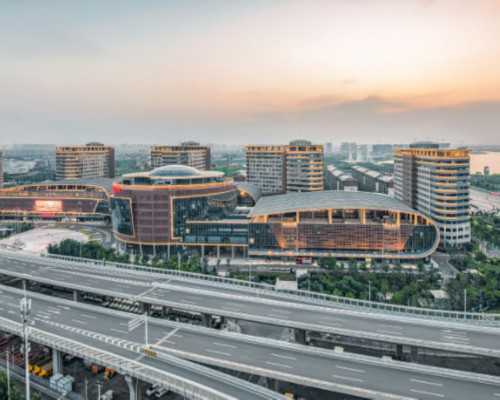 香港验血哪个机构准,没有老公陪伴独自去医院咨询，预做试管婴儿？林志玲到