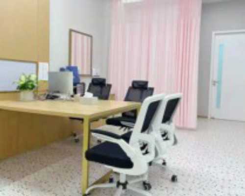 古玩行的套路电视剧在线观看_快速练手臂肌肉 四招让你轻松练