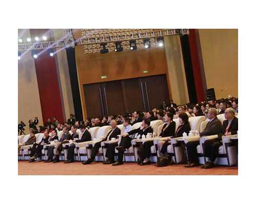 冯远征关于古玩的电视剧,热荐四个有效瘦腰瑜伽动作